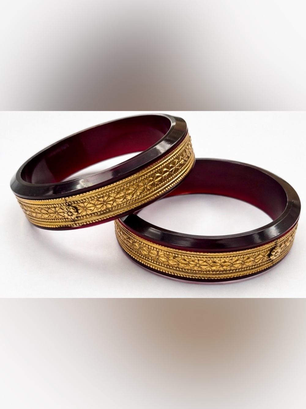 Vtg Art Deco Burgundy Celluloid Pair of Bangle Bracelets Gilt Brass Inlay Czech